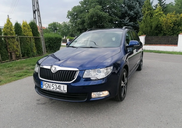 Skoda Superb cena 29999 przebieg: 218000, rok produkcji 2010 z Gniezno małe 436